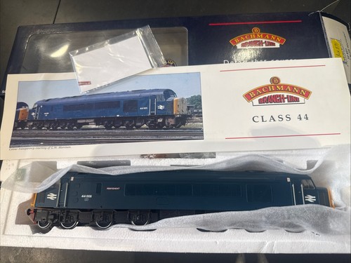 Bachmann 651 dcc fitted - 32-651,