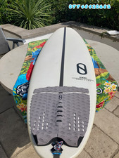 Slater Designs LFT Omni Surfboard 5'7 - FCS2