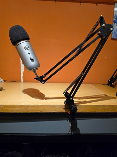 Blue yeti mic with boom - with,