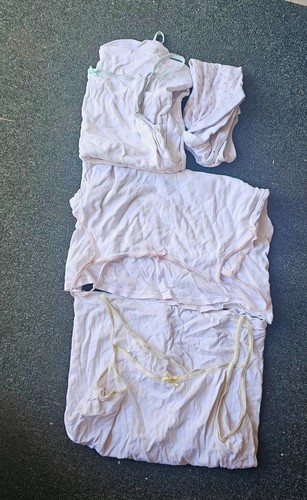 Upcycling craft kids clothes - &,
