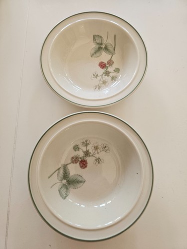 Wedgewood raspberry cane - ~,