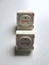 Smiths x2 Mechanical indoor Electric Switch Timer Plugs - 24hr **FREE POST*