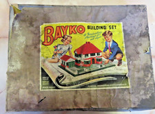 Vintage BAYKO Building Set