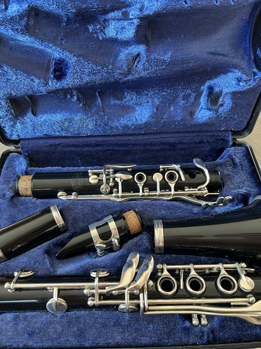 Bundy clarinet vintage with - bundy,