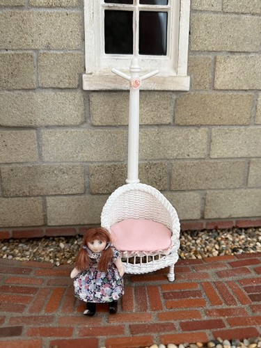 Dolls house child vintage - house,