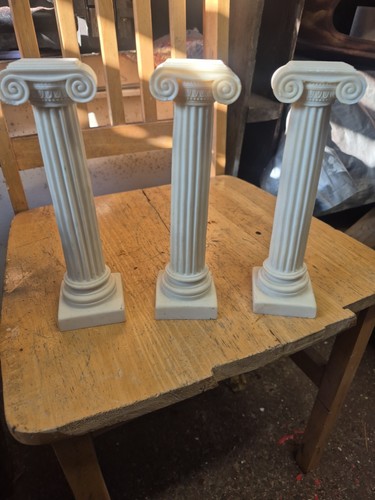 Hand made alabaster statue - made,