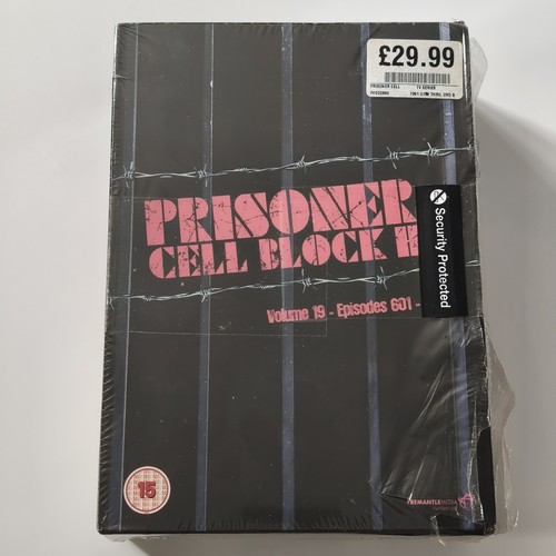 Prisoner cell block - prisoner, h