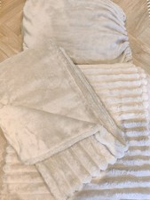 QVC Cozee Home Velvetsoft