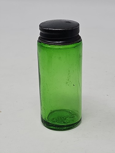 Vintage green glass apothecary - green,