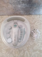 Champneys Luxury Hand Manicure Spa Soothing Bubble Massage Soak to Soften+ plug