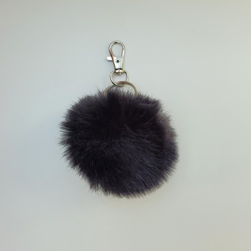 Black faux fur pom - faux,