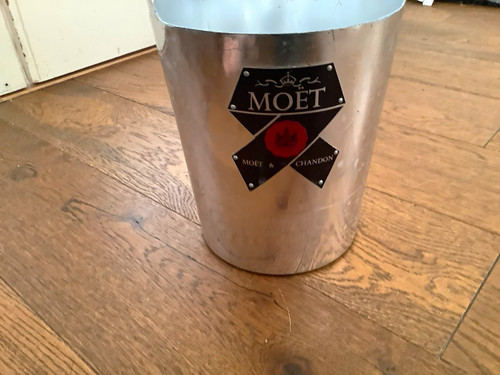 Moët chandon metal - moët,