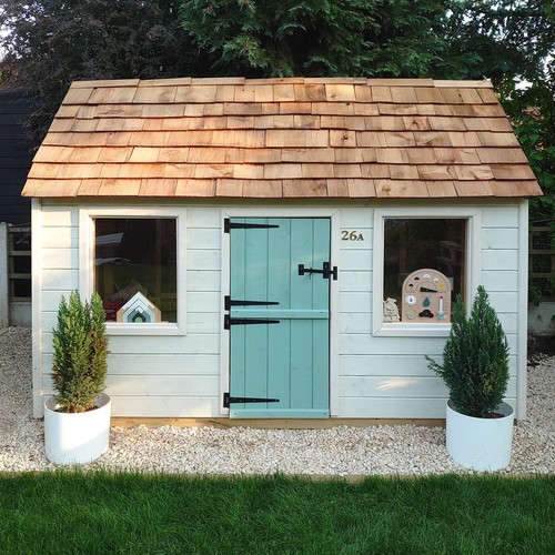 Wooden wendy house - wendy, –