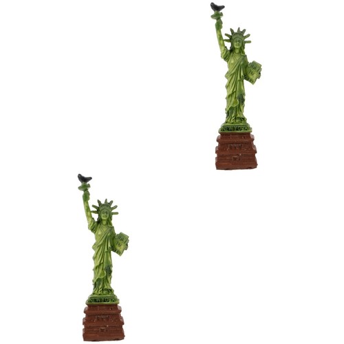 Green resin mini statue - resin,