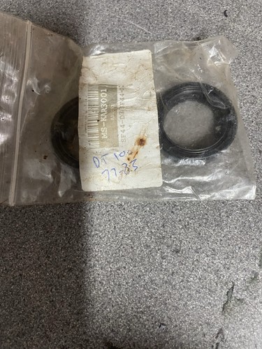 Yamaha dt100 fork seals - 77-83,