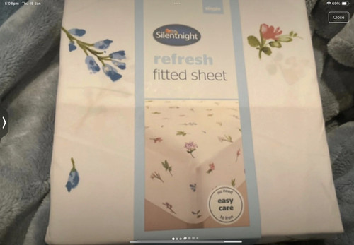 Single fitted sheet ditsy