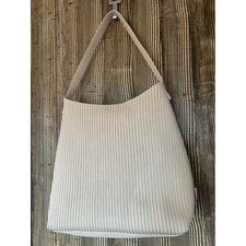 Vivaia the zipper tote - zipper,
