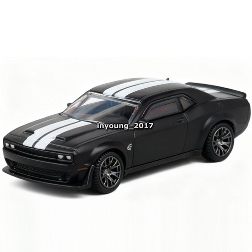 Dodge challenger srt - 3'',