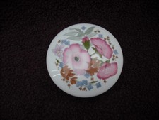 Wedgwood Meadow Sweet Pattern