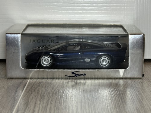 Spark 1992 jaguar xj220 - 1:43,