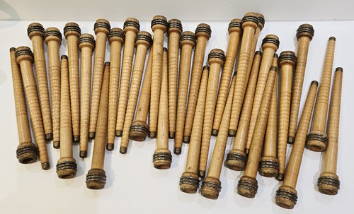 Wood bobbins spools wooden - bobbins,