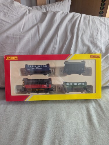 Hornby gauge railroad train - hornby,