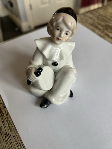 Vintage retro ceramic seated - vintage,