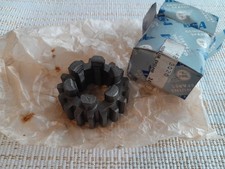 BSA A7 / A10 / B1 / B33 17T Layshaft 4th Gear Pinion For STD Gearbox 42-3020 NOS