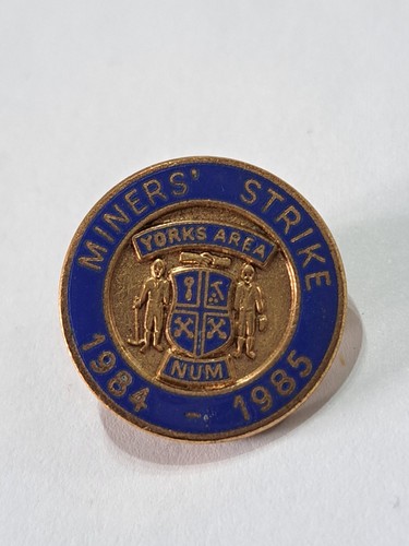 Vintage num yorks area enamel - num,