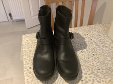 Black Autograph Leather Men’s Size 8.5 Boots