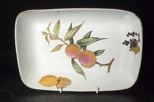 Royal Worcester Evesham 10" x