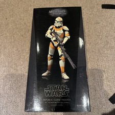 Sideshow Star Wars Republic Clone Trooper 212 Attack Battalion 1/6 Scale Figure