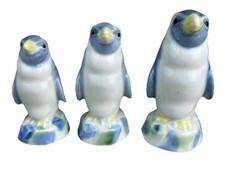 3 x Wade Penguin decanters (full set ) in very good condition