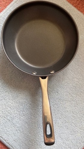 Non stick stainless steel