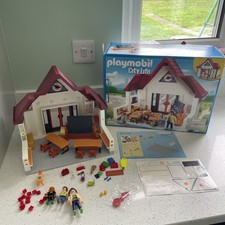 Playmobil City Life School