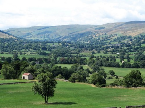 Photo 6x4 view into bishopdale - 6x4,
