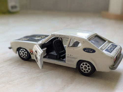Corgi ford capri litre gt - capri,