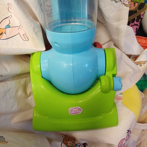 Kids vacuum cleaner - vacuum, toy