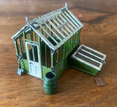 Britains lead garden - britains,