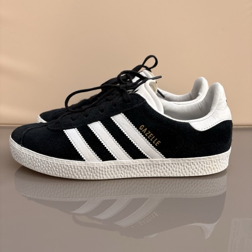 Black classic adidas - black|,