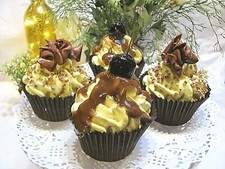  FAKE CAKES  ARTIFICIAL