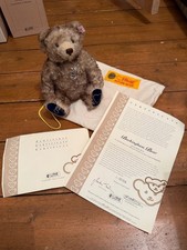 Steiff Buckingham Bear Limited