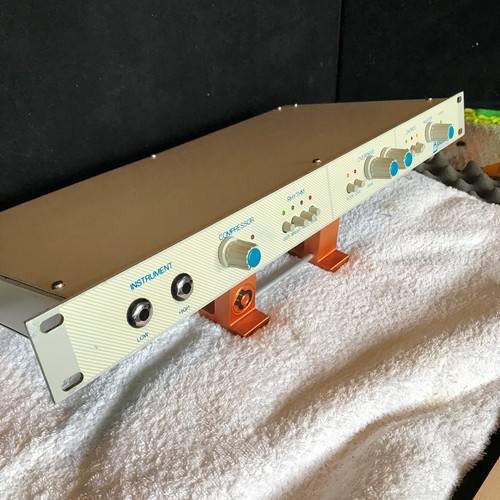 Nomad axxeman analogue guitar - nomad,
