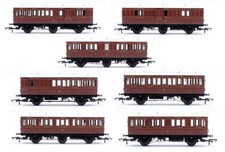 HATTONS 'OO' GAUGE LOT OF  7