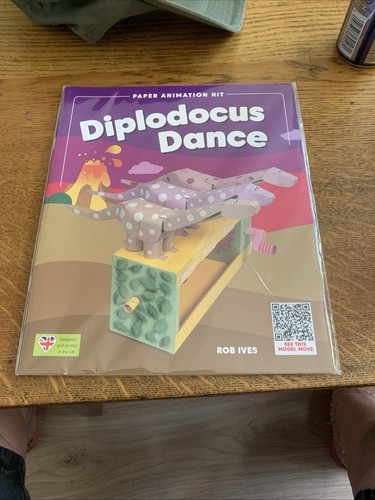 Diplodocus dance paper - -,