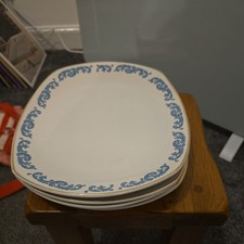 5 x Crown Essex "Capri"