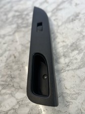 NISSAN MICRA PASSENGER-SIDE WINDOW CONTROL SWITCH K13 (2013)