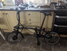 Brompton Electric (2022) 6 Speed Great Condition Covered Approximately 200 Miles