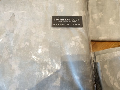 Bnwt bedeck hotel double - bedeck,