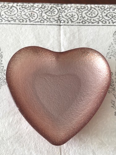 Pale pink heart shaped serving - pink,